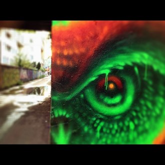 neon_owl_closeup_toronto